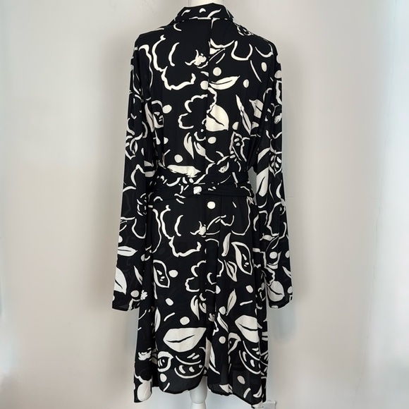 ASOS DESIGN Wrap Front Midi Dress in Abstract Floral Print. Plus Size 24. NWT. - Picture 5 of 10